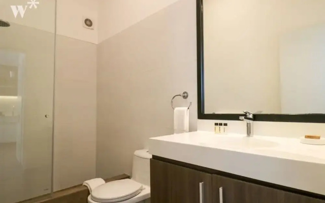 w Bold and Spacious 2BR in Miraflores