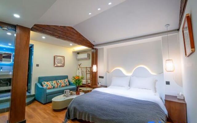 Wuhuashizhilv Hostel