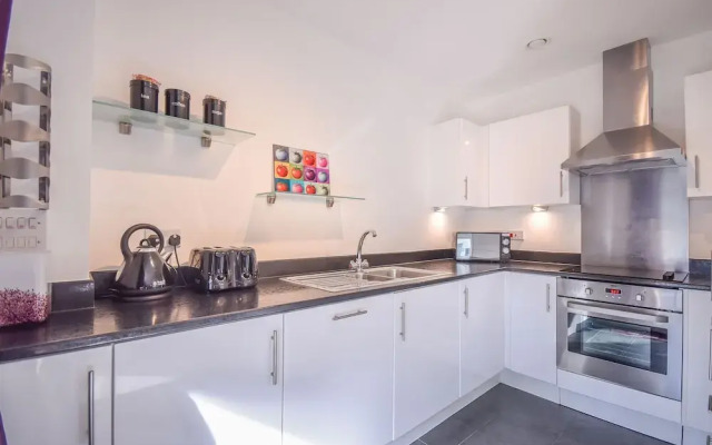Town or Country - Splash Apartments