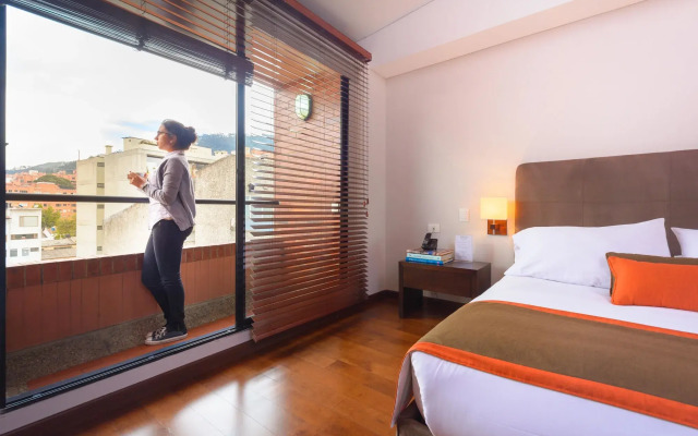 Nico ApartaSuites