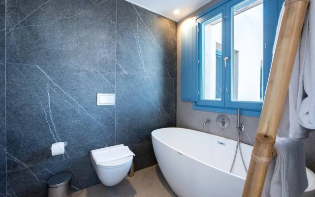 Villa Myko With Heated Pool in Ornos