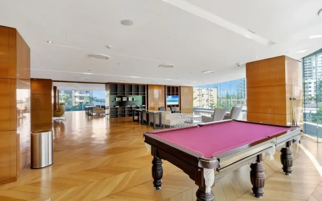 Oracle Broadbeach Apartments