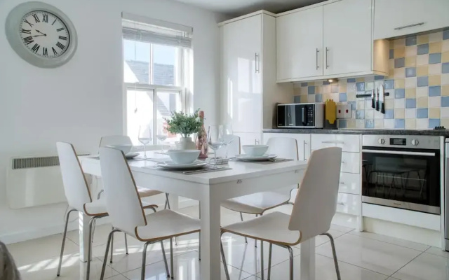 Windleshore - 2 Bedroom Apartment - Tenby