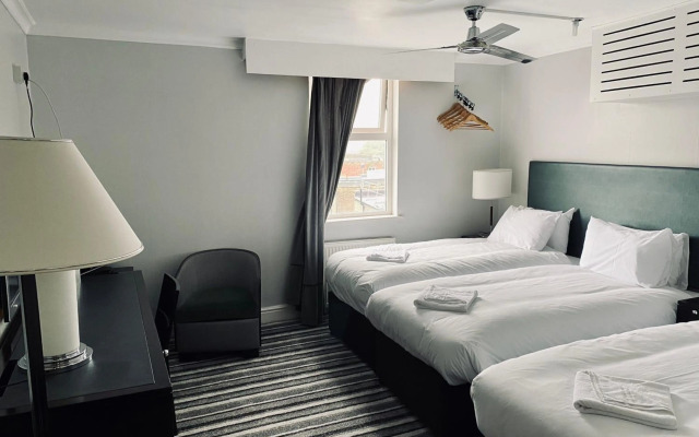 My Place Hotel
