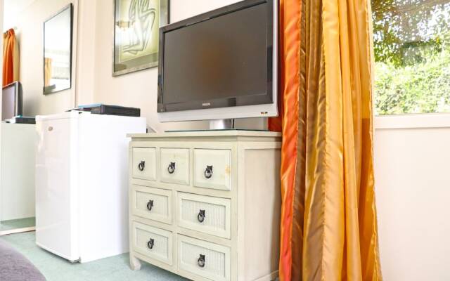 Hideaway in Harrowfield