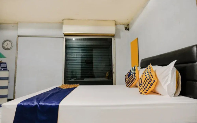 SPOT ON 2271 Nabila O Family Residence