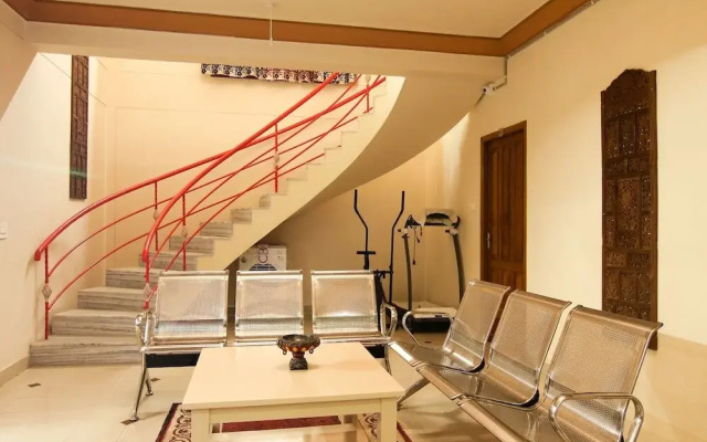 Vamsi Krishna By OYO Rooms