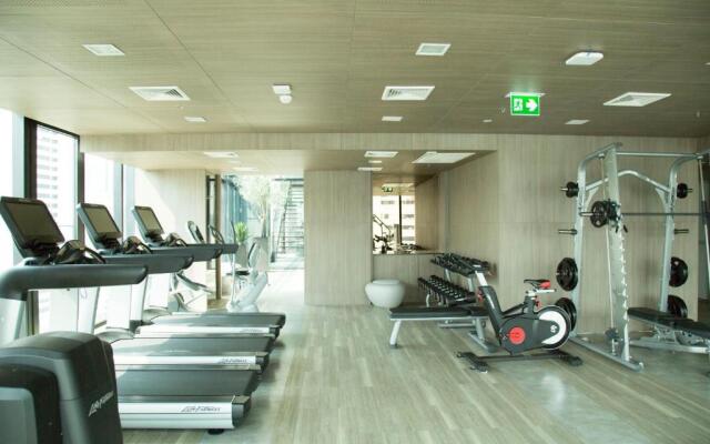 Circle Sukhumvit 11#Luxury#Pool#Gym#BTS Nana&MRT Sukhumvit#1BR#Max4ppl