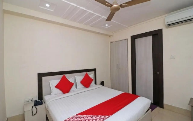 Hotel Mandiram