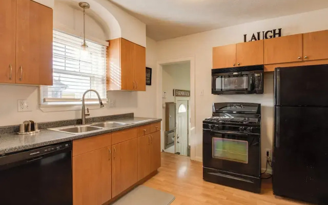 Idyllic Home Near Indianapolis Motor Speedway