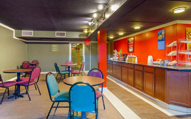 OYO Hotel Goodland KS Hwy 24