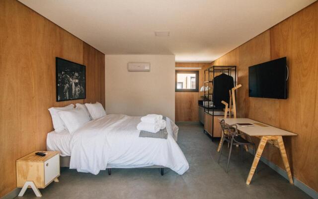 Hotel 1948
