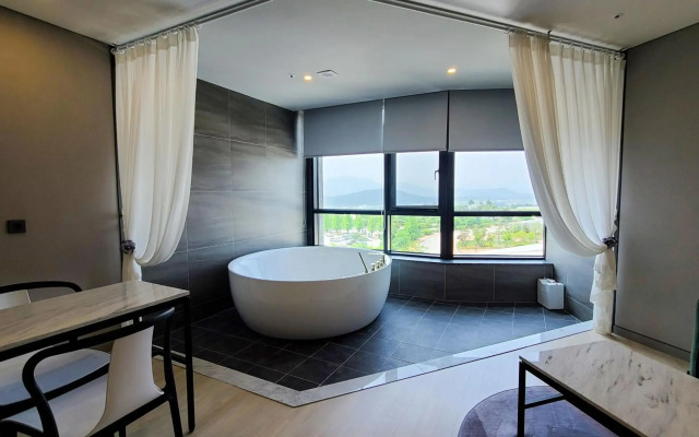 Hotel Ohevday