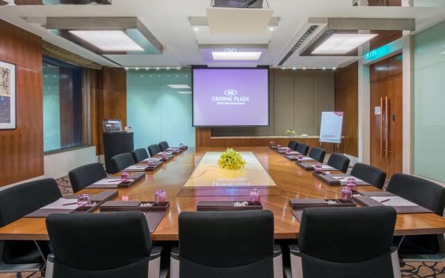 Crowne Plaza Hotel New Delhi Okhla by IHG
