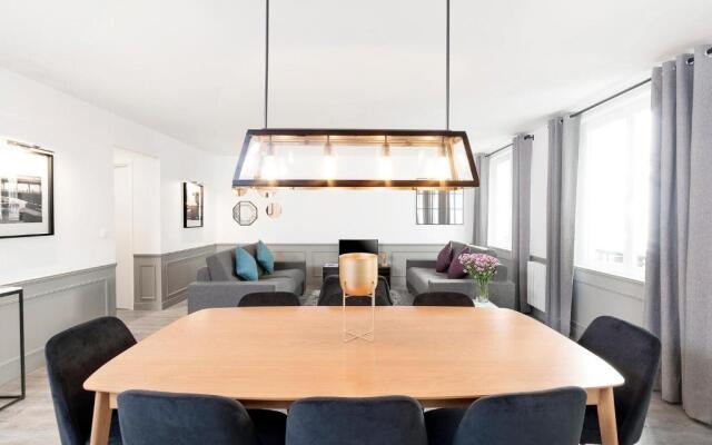 Luxury 3 Bedrooms Le Marais I by Livinparis