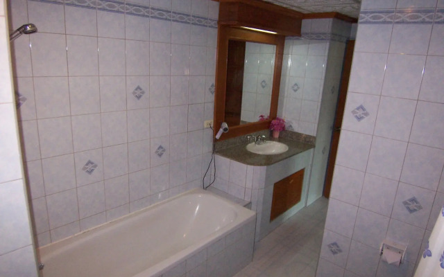 Hotel Orchid Residence
