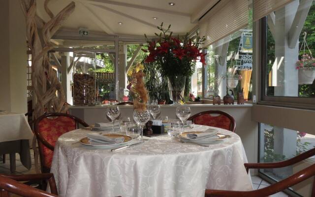 Hôtel Restaurant Chez Nous