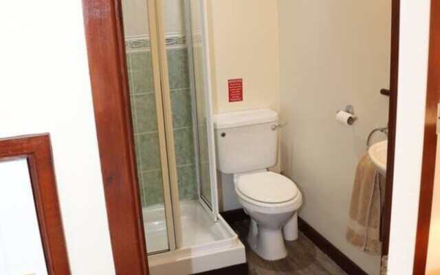 Beautiful 4-bed House, Polperro With Harbour Views
