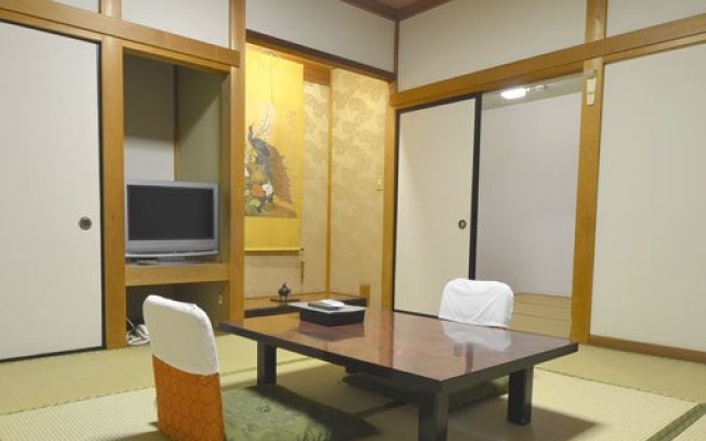 Hakuuntei – Guest Rooms – Shinonsen
