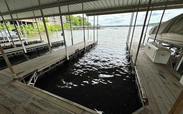 Osage Oasis Unmatched Views, Convenient Location