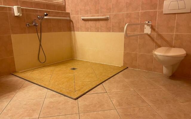 TOP HOTEL Praha & Conference Centre