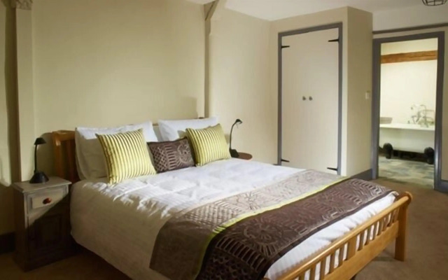 The Cross at Croscombe