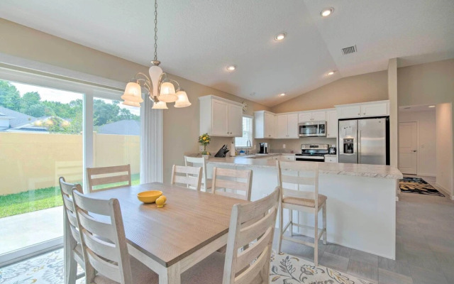 Open-concept Wildwood Home w/ Lanai & Yard!