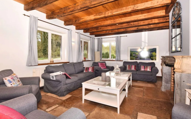 Spacious Villa in Durbuy With Sauna