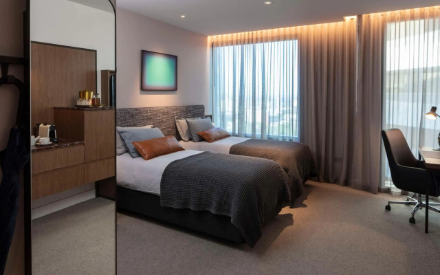 Next Hotel Melbourne, Curio Collection by Hilton