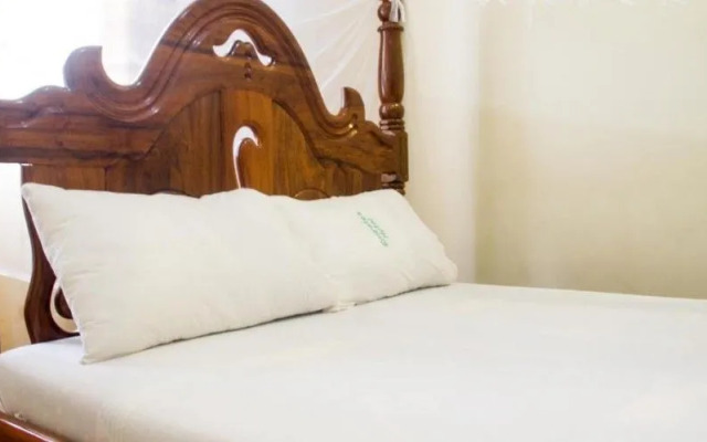 Emirate Hotel