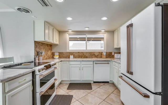 Pet-friendly Tempe Home w/ Private Hot Tub!