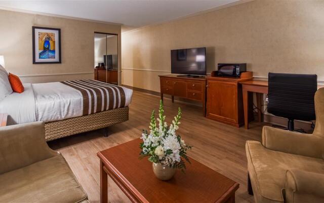 Best Western Plus Ottawa City Centre