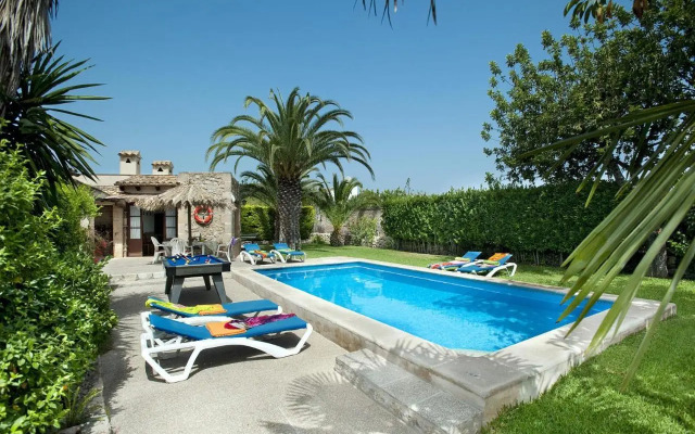Villa TIA