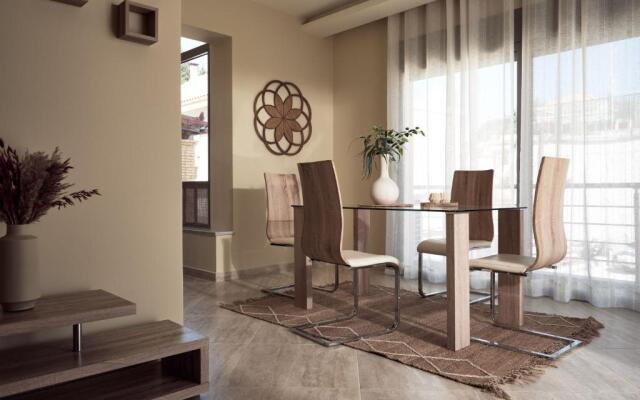 Laura Suites
