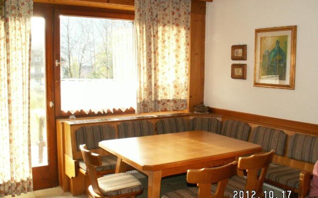 Haus Alpenruhe