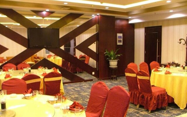 Lvliang Double Yu The Holiday Hotel