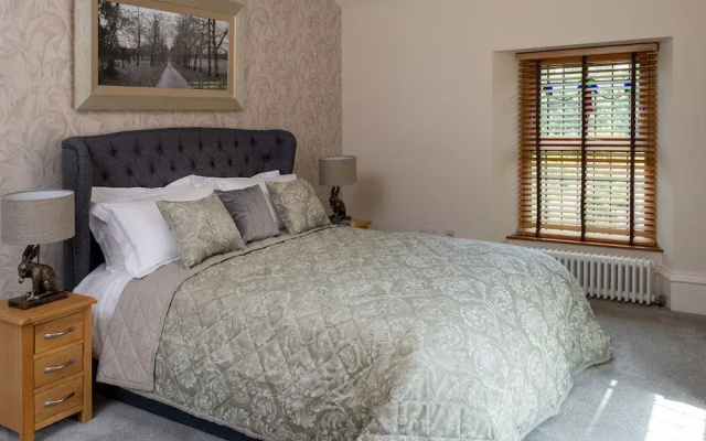 Moorlands Manor