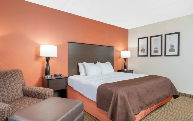 AmericInn by Wyndham Rogers