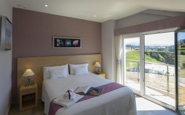 Apartamentos Turísticos Playa de Tapia