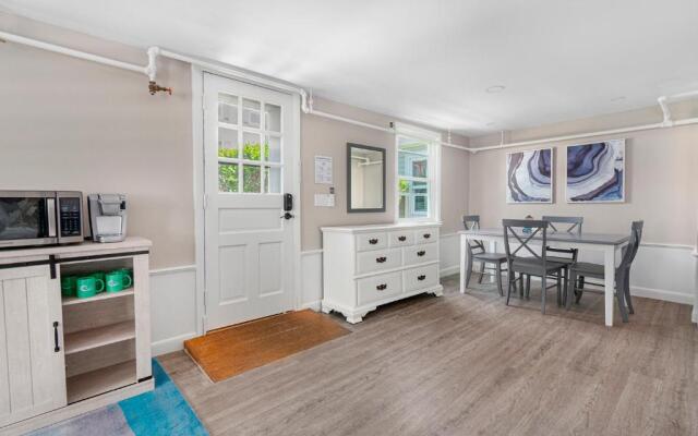 The Cove at Rockport Hotel