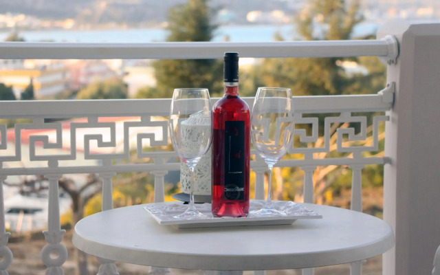 Miva Sea View