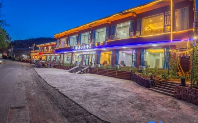 Search of Tasty Treats in Lugu Lake