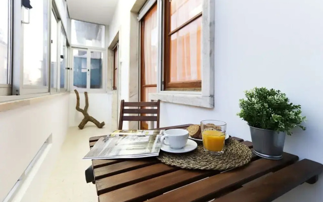 Almirante Stylish by Homing