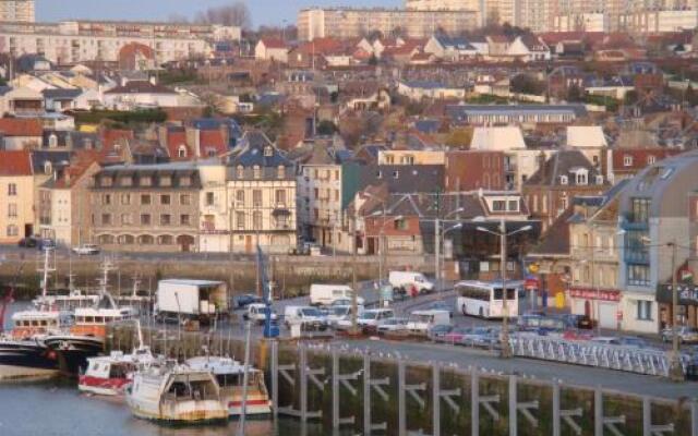 Les Arcades De La Bourse