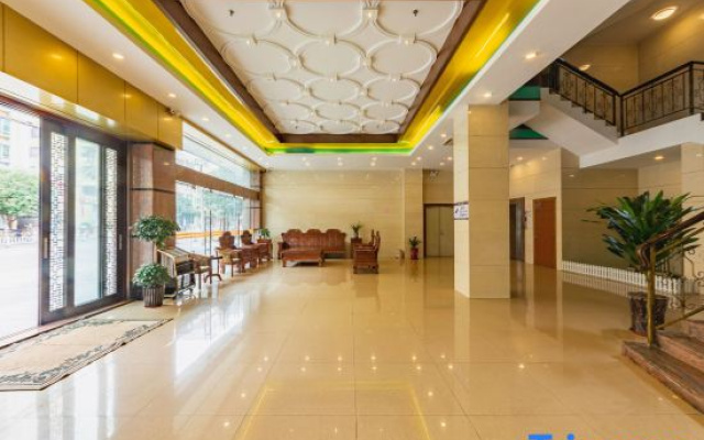 Lianzhou Zhouquan Business Hotel (Panyu Road)