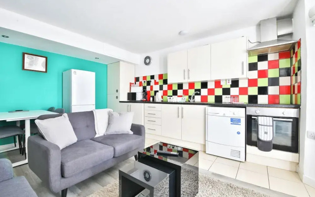 2 Bed Apartment Near Cardiff Bay