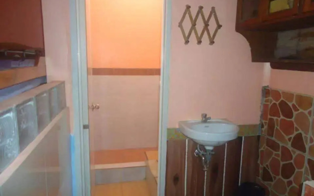 Gracia's Budget Inn