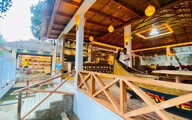 Beach Queen Resort