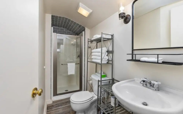 Hummingbird - One Bedroom Apartment, Sleeps 2