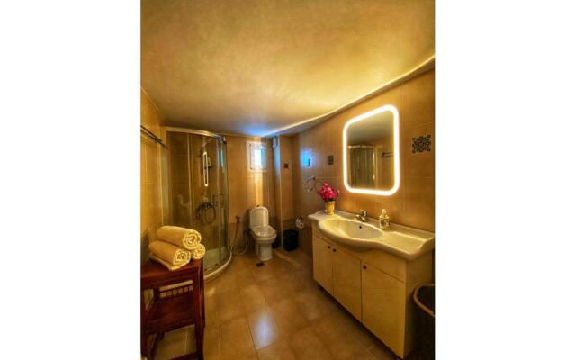 Med Sea Suites